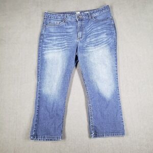 Lee Riders Capri Womens Size 12 Mid Rise Blue Medium Wash Denim